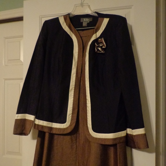 Skirt Set by Takka - Picture 1 of 5